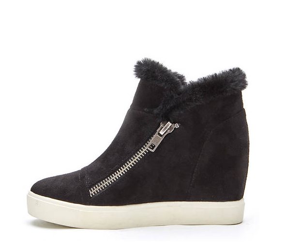 WEDGE FAUX FUR TRIM SNEAKER BLACK Your Closet Chemistry Boutique