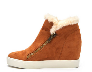 WEDGE FAUX FUR TRIM SNEAKER - SADDLE